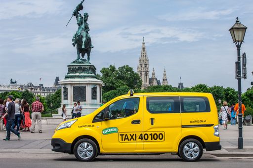Vorschau Bild von Projekt Wien E-Taxi - eines der weltweit größten Projekte für
umweltfreundlichen Taxiverkehr. Taxi 40100, die größte
Taxi-Vermittlungszentrale Österreichs ist begeisterter Partner in
diesem Projekt.