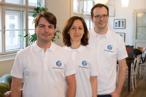 Im Bild v.l.n.r.: Sebastian Schneider, Ramona
Szilàgyi, Christian Pauls