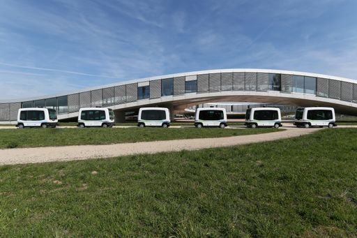 Vorschau Bild von Flotte der vollautomatischen Kleinbusse.