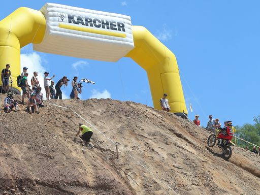Vorschau Bild von EISENERZ,AUSTRIA,04.JUN.15 - MOTORSPORTS,
MOTORCYCLE, MOTOCROSS - Erzbergrodeo, Kaercher Rocket Ride. Image
shows Florian Herzog (AUT)..Photo: GEPA pictures/ Christian Walgram