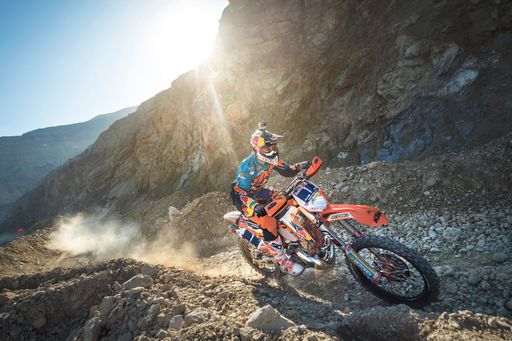 Jonny Walker performs during the prolog of the Red
Bull Hare Scramble 2015 in Eisenerz, Austria on June 5th, 2015.