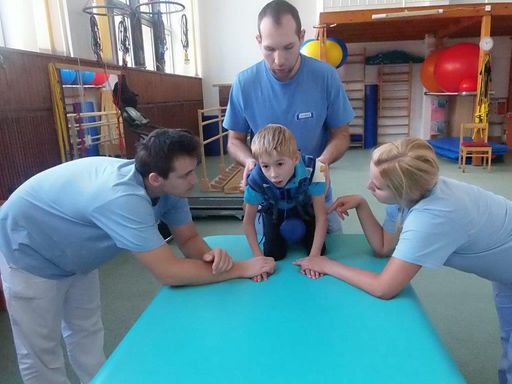  Marvin bei der Adeli Therapie