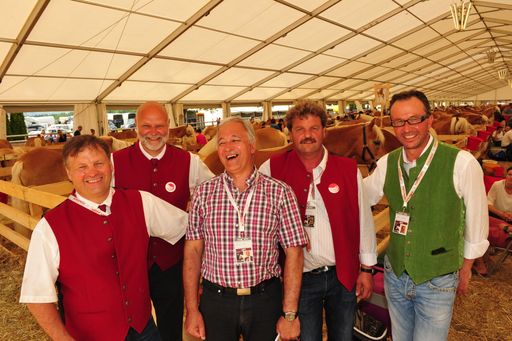  von links nach rechts: Lothar Zebisch, Ing.
Walter Werni, GF Rudolf Hussl, Hannes Neuner und Obmann Lukas
Scheiber