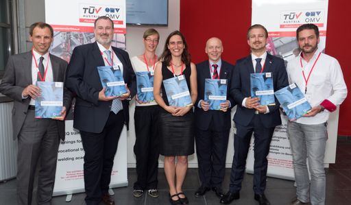 400 Kursangebote, 40 neue Themen - Das TÜV AUSTRIA
Akademie Kursprogramm 2016