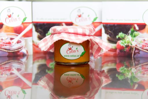 Vorschau Bild von Marillen Konfitüre: Celia's bietet köstliche Gaumenfreuden aus
regionalen Zutaten, die auf Nachhaltigkeit ausgerichtet sind.
