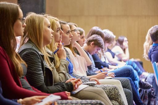 Vorschau Bild von BesucherInnen EVENTcon 2015