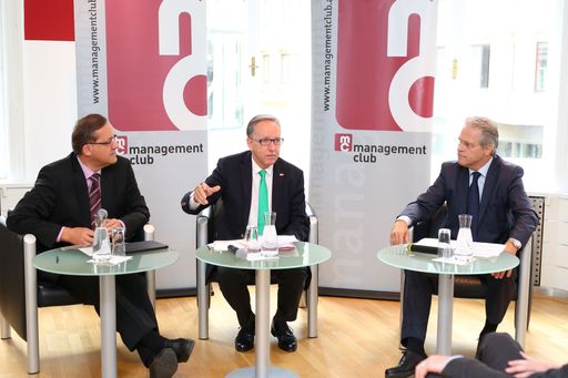 http://www.apa-fotoservice.at/galerie/6757 Im Bild
(v.l.n.r.): Dr. Günther Ofner (Vorstandsdirektor der Flughafen AG
Wien, mc-Vizepräsident und Präsident des mc-Niederösterreich), Rudi
Kaske (Präsident der Arbeiterkammer Wien und der
Bundesarbeiterkammer), DDr. Anton Ofner (Gremialobmann des Wiener
Medizinproduktehandels, Kurator des WIFI Wien und Inhaber des
Unternehmens MBB BioLab GmbH)