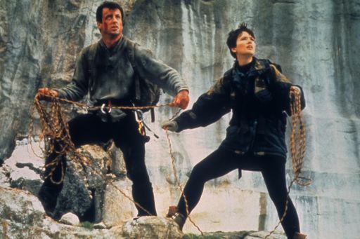 "Cliffhanger - Nur die Starken überleben": Der
Bergführer Gabe (Sylvester Stallone) und seine Freundin Jessie
(Janine Turner) befinden sich auf der Flucht vor den Gangstern ...