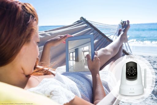 Keine Chance für Einbrecher - entspannt in den
Sommerurlaub dank Wireless-Kameras / Das Zuhause stets im Blick -
auch von unterwegs. Weiterer Text Über ots und
www.presseportal.de/nr/38566 / Die Verwendung dieses Bildes ist für
redaktionelle Zwecke honorarfrei. Veršffentlichung bitte unter
Quellenangabe: "obs/D-Link Deutschland GmbH/©WavebreakmediaMicro,
Photographee.eu / Fotolia.com"