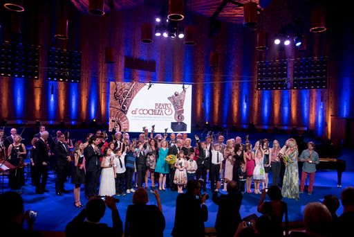 Vorschau Bild von Gala-Konzert und Ehrung aller Musiker und Musikerinnen des ersten
Beats of Cochlea Musikfestivals