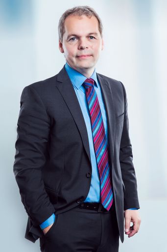  Portraitfoto von Mag.(FH) Michael Feier
(Geschäftsführer)