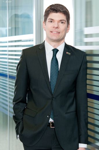 Mitglied des Vorstands von DB Schenker in Österreich und
Südosteuropa (zuständig für Logistik und Seefracht)