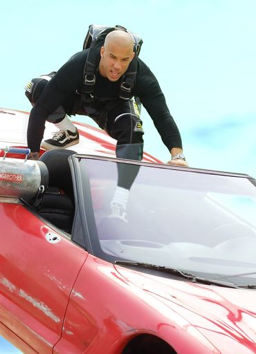 Die US-Regierung heuert Adrenalin-Junkie Xander
Cage (Vin Diesel) alias Triple X für eine schwierige Mission an.
