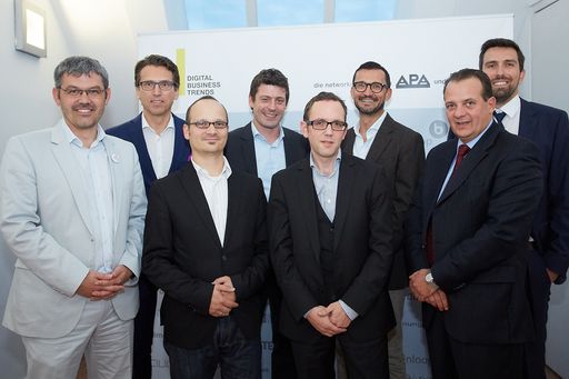 http://www.apa-fotoservice.at/galerie/7112 Im Bild
v.l.n.r. Siegfried Stepke (e-dialog), Gregor Sideris (IBM
Österreich), Olaf Nitz (Erste Bank), Alexis Johann (styria digital
one), Andreas Ban (GroupM), Thomas Peischl (ING-DiBa), Thomas Stern
(Moderator, Braintrust) und Wolfgang Sturm (A1 Telekom Austria)
