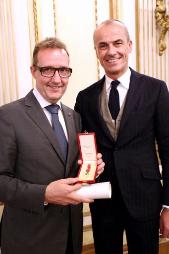 v.l.: Josef Faber und Gianluca Fiume (Executive
Vize President Piaggio Group)