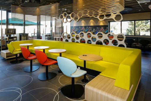 Vorschau Bild von Das modernste und größte McDonald’s Restaurant
Österreichs von Franchisenehmer Andreas Schwerla wird am 1. Oktober
in St. Pölten eröffnen.