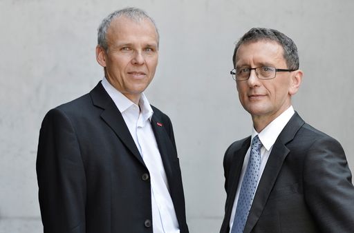 Vorschau Bild von Hannes Färberböck (links) und Hans Schmit (rechts)
gründeten 1998 mit zwei weiteren Partnern das Unternehmen ANECON.
Für den erfolgreichen Weg ins Jahr 2020 wurde jetzt die Strategie
neu ausgerichtet.