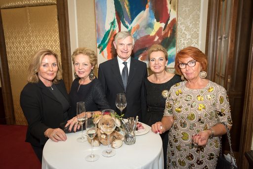 Vorschau Bild von Erfolgreiche Benefizsoirée mit Elisabeth Leonskaja!