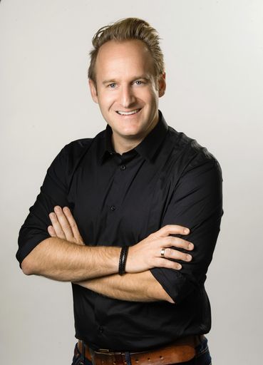 Vorschau Bild von KESCH Geschäftsführer und Neo-SLESCH Group
Inhaber Thomas Kenyeri