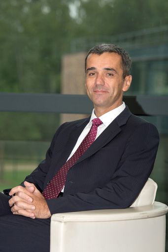 Vorschau Bild von Ilian Mihov, Dean of INSEAD and Professor of Economics