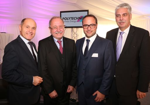 Die Polytechnik GmbH feierte 50 Jahre
Bestandsjubiläum mit prominenten Gästen. Bildinfo v.l.n.r.: LHStv.
Wolfgang Sobotka, Leo Schirnhofer, Lukas Schirnhofer, BM Hans-Jörg
Schelling