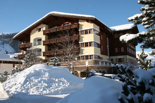  Wunderschöne Adventmärkte in nächster Nähe und
tiefverschneite Winterlandschaften machen das Tannheimertal zu einer
ausgezeichneten Urlaubsdestination in der kalten Jahreszeit.