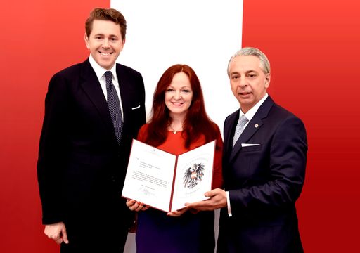 IM BIld v.ln.r.: Dr. Harald Mahrer; Evelyn Mandl;
Ferenc Sabo