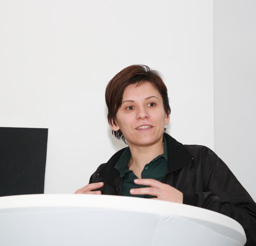 Vorschau Bild von die Künstlerin Marina Naprushkina bei der Verleihung des Anni und
Heinrich Sussmann Kunst Preises im Jüdischen Museum Wien.