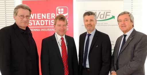 v. li.: Dr. Felix Josef (triconsult), Mag. Christoph Sauermann
(mediclass Gesundheitsclub), Mag. Gerhard Zeiner (WdF) und Mag.
Peter Kranz (Wiener Städtische Versicherung) standen Rede und
Antwort.