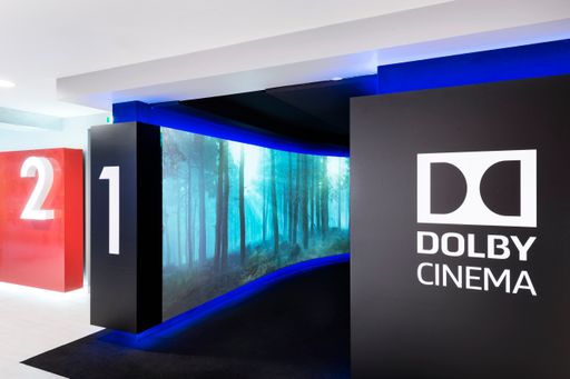Vorschau Bild von Der Eingang zum Dolby Cinema Saal im Cineplexx Linz