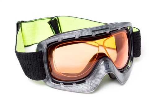  Skibrille mit integrierten optischen Gläsern. Eine dunkle
Zusatzscheibe ermöglicht den flexiblen Einsatz der Brille für alle
Wetterverhältnisse