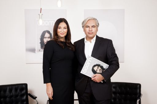  Christina Zappella-Kindel (Verlegerin) und Georg
Kindel (Herausgeber & Chefredakteur) starten mit OOOM ein neues
Magazin und eine digitale Plattform.