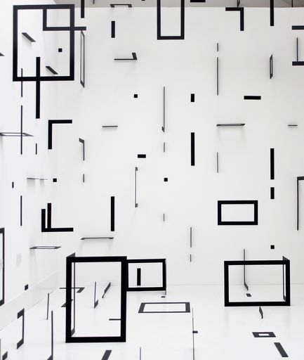  Pressebild zur Ausstellung "ABSTRAKT - SPATIAL. Malerei im Raum"