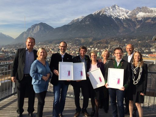  Die Absolventen der Direktorenakademie Lehrgang 2014/15