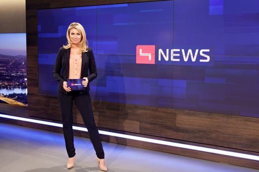 Vorschau Bild von Sabine Loho, Moderatorin von PULS 4 News