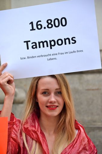 Vorschau Bild von Immer mehr Länder setzen die für Tampons
ungerechtfertigt hohe Umsatzsteuer herunter. Die erdbeerwoche
fordert nun auch die österreichische Regierung zum Handeln auf.