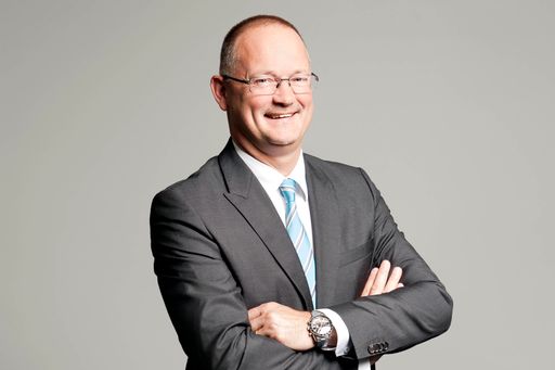  Wilhelm Petersmann übernimmt Geschäftsführung bei
Fujitsu Österreich