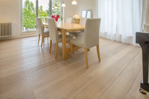 Vorschau Bild von Eichen-Landhausdielen von WOHNGESUND