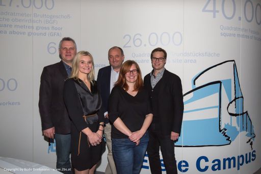  Vlnr: Christian Maeder, Projektbeauftragter Erste Group Bank AG,
Birgit Schachinger, Michael Hamann, Projektleiter Erste Group
Immorent AG, DI Stefanie Weidinger, Projektsteuerung, Harald
Schachinger