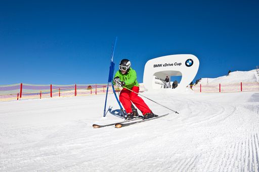  Jeder Zillertal Arena Gast kann ein Arena
Champion werden – ein Erlebnis der besonderen Art und das auch noch
kostenlos für Groß und Klein.