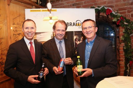 v.l.n.r.: Andreas Hunger, Markus Liebl und Andreas
Stieber aus dem Management Team der Brau Union Österreich