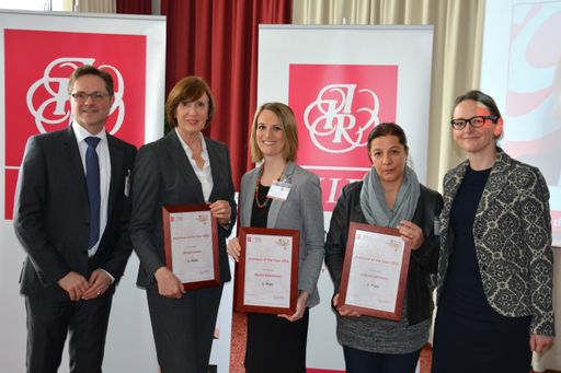 Vorschau Bild von v.l.n.r. Manfred Hämmerle, IIR GmbH; Margit Lebeda, Mondi Europe
& International; Marita Raderbauer, Rail Cargo Austria AG; Gabriela
Willheim, PremiQaMed Management GmbH; Barbara Steffl, IIR GmbH