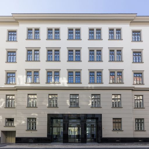 Vorschau Bild von Das Hamerling wurde aus dem ehemaligen k.u.k. Kartographischen
Institut in Wien 8 entwickelt und soll mit insgesamt 23 eleganten
Penthouses sowohl österreichische wie auch internationale
Interessenten ansprechen.