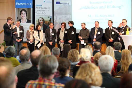 http://www.apa-fotoservice.at/galerie/7565
„Vertreterinnen und Vertreter der deutschsprachigen
Nationalagenturen Erasmus+“