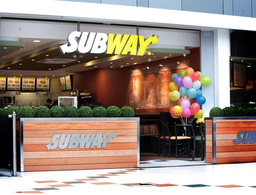  In Livingston, Schottland eröffnete das 5000. SUBWAY® Restaurant
im Einkaufszentrum „The Centre“.