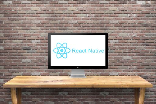  Bei React Native handelt es sich um die
React-Technologie für native App-Entwicklung. React stammt von
Facebook und ist selbst gar nicht so neu: Bereits seit 2011 von
Facebook in Verwendung, wurde die Technologie erst 2013 der breiten
Öffentlichkeit zur Verfügung gestellt. Dahinter verbirgt sich ein
Ansatz, um speziell bei großen Web-Applikationen Skalierbarkeit zu
gewährleisten. Oder salopp formuliert: Ein Ansatz der verhindern
soll, dass Entwickler bei großen Projekten den Überblick verlieren
und dadurch Bugs und Inkonsistenzen in Applikationen entstehen.