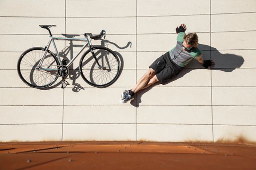 Vorschau Bild von Die Kollektion richtet sich an modebewusste
Radfahrer, die aber den Komfort einer funktionellen Sportkleidung
schätzen.