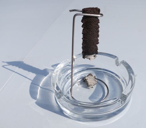  Wespenfreund Easy Standup. Im Starterpaket 1 ist der Easy Standup
mit 10 Wespensticks inkludiert