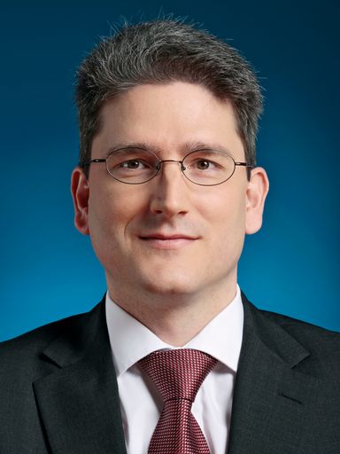 Vorschau Bild von Kurt Retter, Partner Wolf Theiss, Leiter Regulatoty
& Procure ment