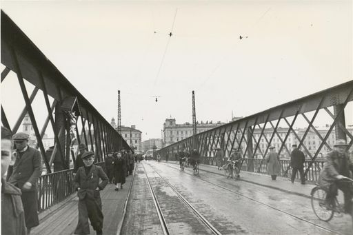 Fotograf unbekannt, Eisenbrücke, um 1934